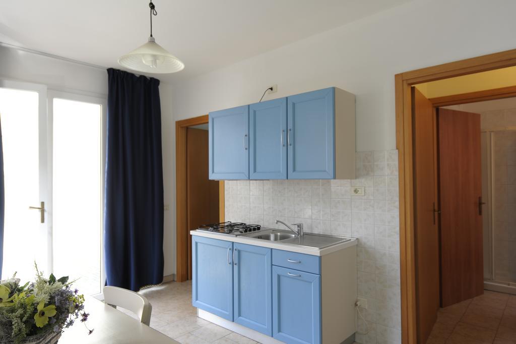 Camping Bella Italia Peschiera del Garda Habitación foto