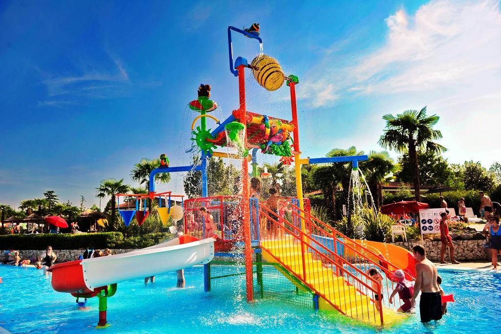 Camping Bella Italia Peschiera del Garda Exterior foto